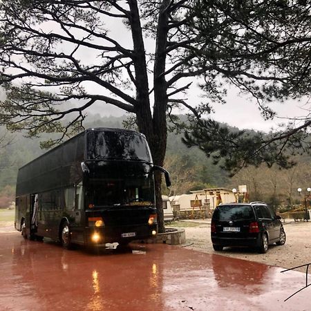 Hôtel Urban Nightliner à Tirana Extérieur photo