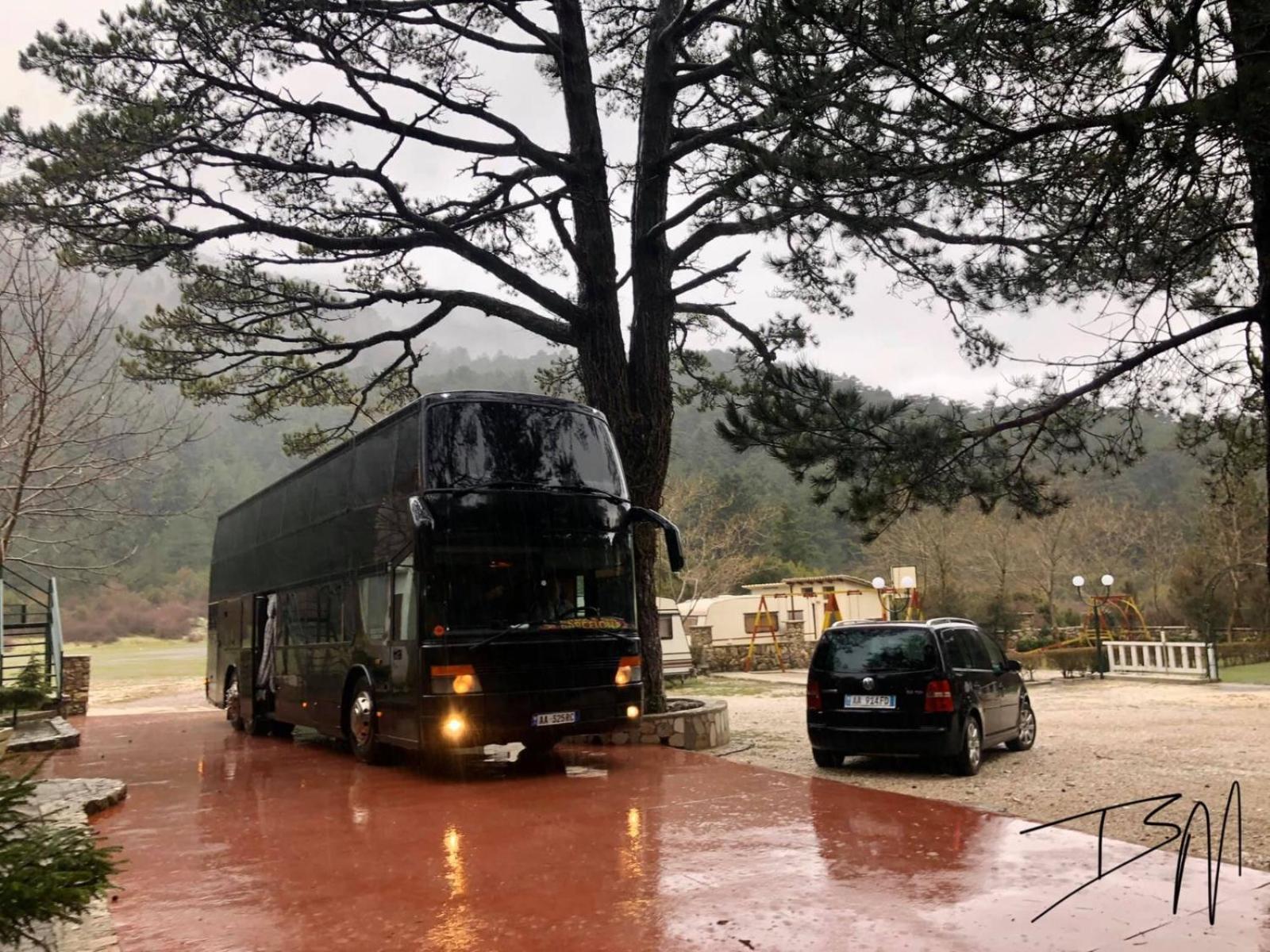 Hôtel Urban Nightliner à Tirana Extérieur photo